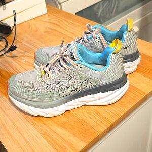 Hoka one bondi 6 size 5.5